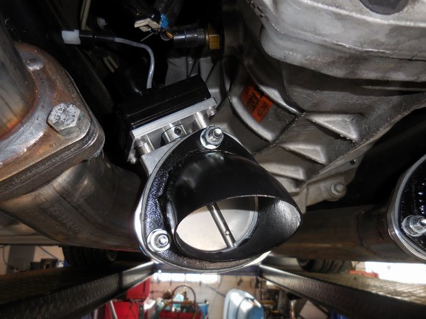 2009 C6 Corvette Exhaust Cut-Outs